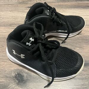 Under Armour shoes Sz 13.5